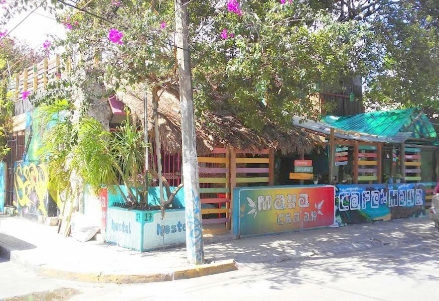 Maya Cha'An Guesthouse Cancún Exteriör bild